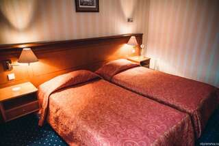 Гостиница Балтийская Звезда Петергоф Двухместный номер с 1 кроватью или 2 отдельными кроватями - Мансарда-2